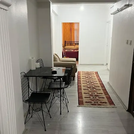 Nobis Harbiye Provincia di Istanbul